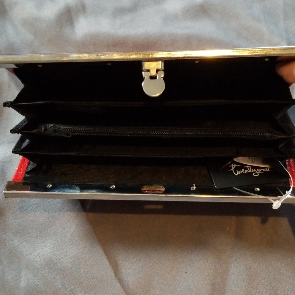 Wallet - Picture 2 of 2